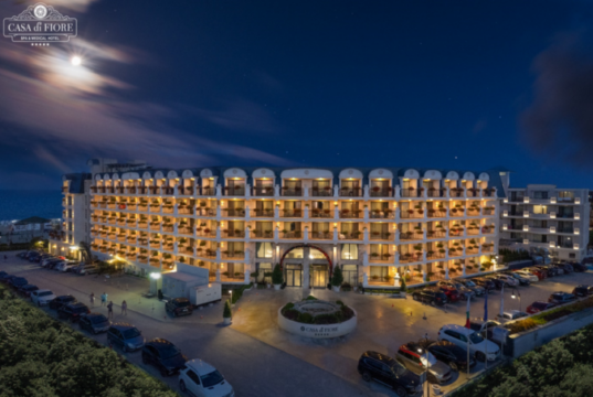 Най–добрият морски СПА хотел Ви очаква през всички сезони, за да се погрижи за Вас и Вашето здраве